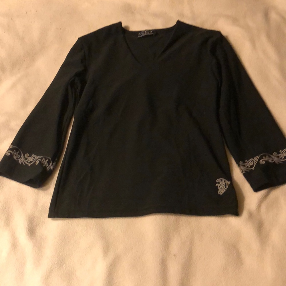 Lucy black top